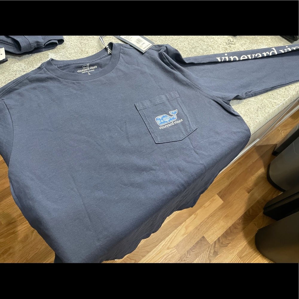 NWT Vineyard Vines navy Hanukkah shirt